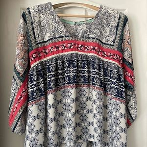 Boho chic flowy v-neck top